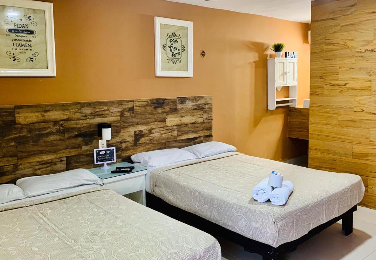 Dna Cancun Hotel Y Posada Extérieur photo