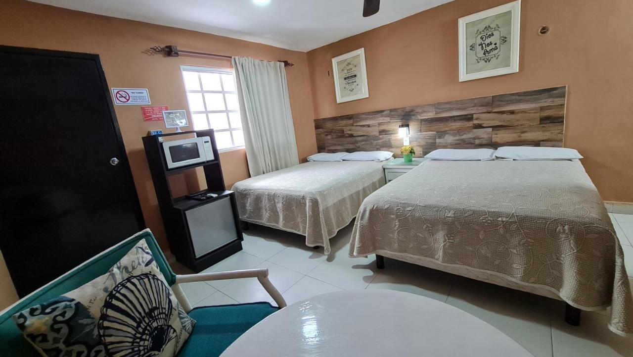 Dna Cancun Hotel Y Posada Extérieur photo